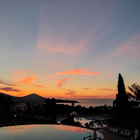 Cozy Apartment In Agay With Stunning Views Saint-Raphaël Eksteriør billede