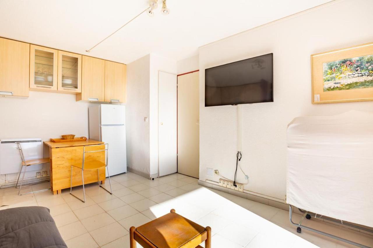 Cozy Apartment In Agay With Stunning Views Saint-Raphaël Eksteriør billede