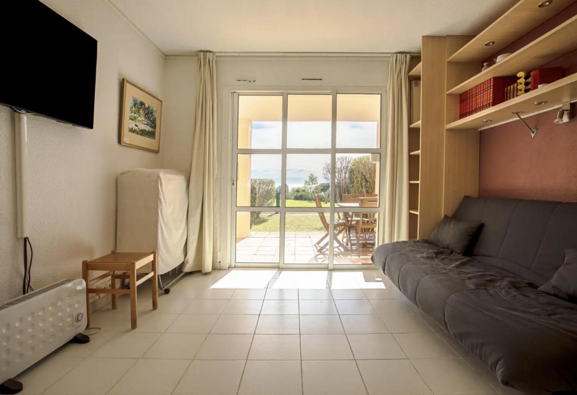 Cozy Apartment In Agay With Stunning Views Saint-Raphaël Eksteriør billede